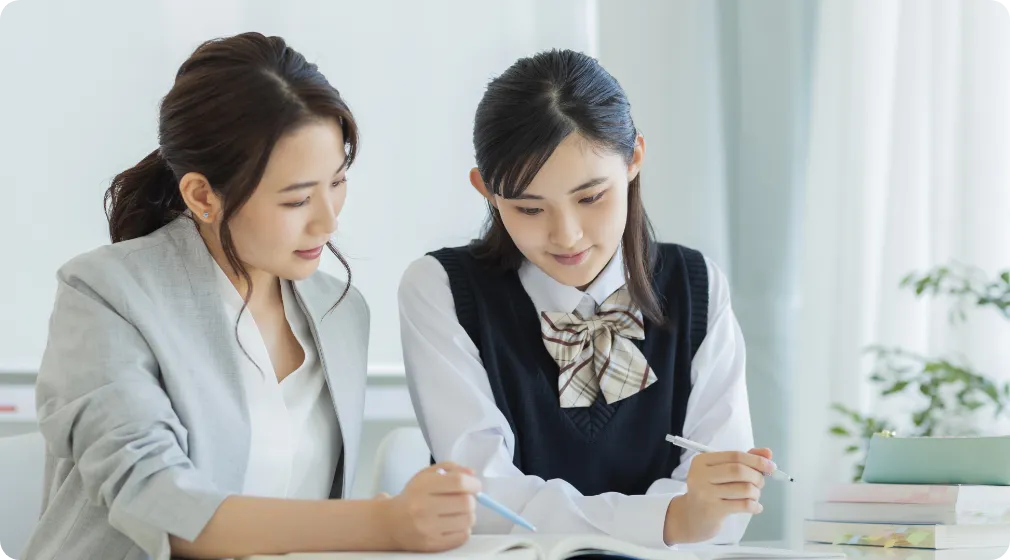 高校準拠講座を中心に、「行きたい大学が志望校！」のための受験基礎力を養成