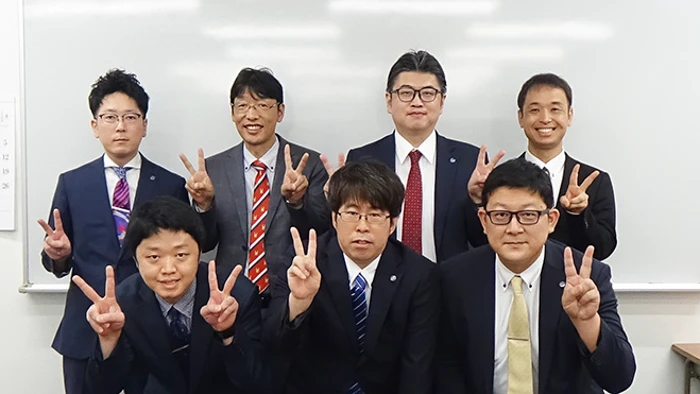 教師は全員正社員！生徒のために一生懸命頑張ります！