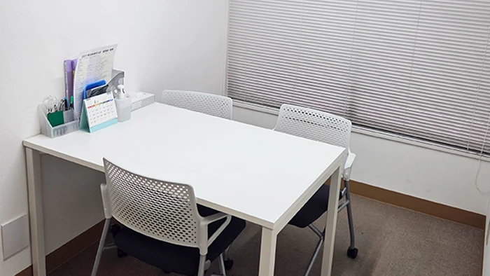 二者面談や三者面談の学習サポートを定期的に行います