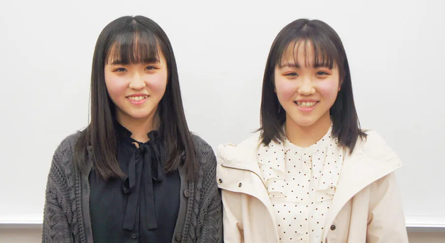 小見香織（左）・桃子（右）さん