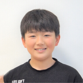 生徒の顔写真