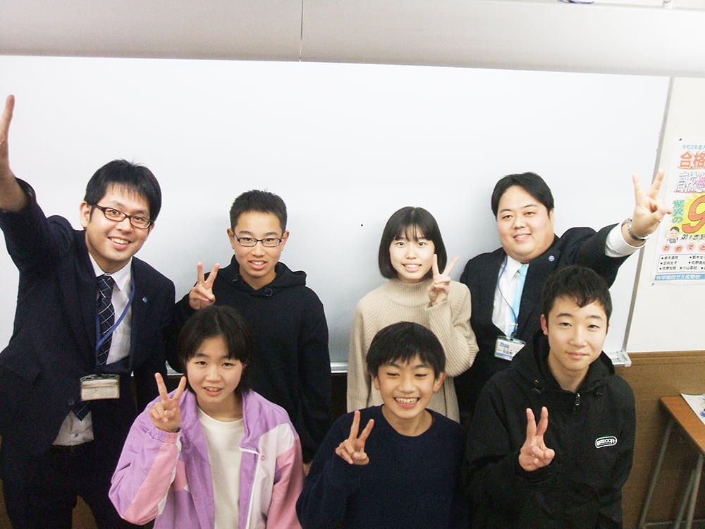 W早稲田ゼミ‗佐野校の生徒と教師