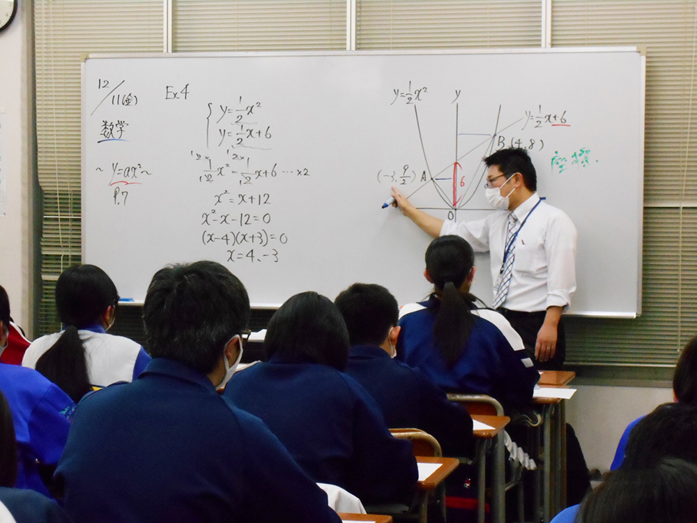 栃木校の数学の授業風景