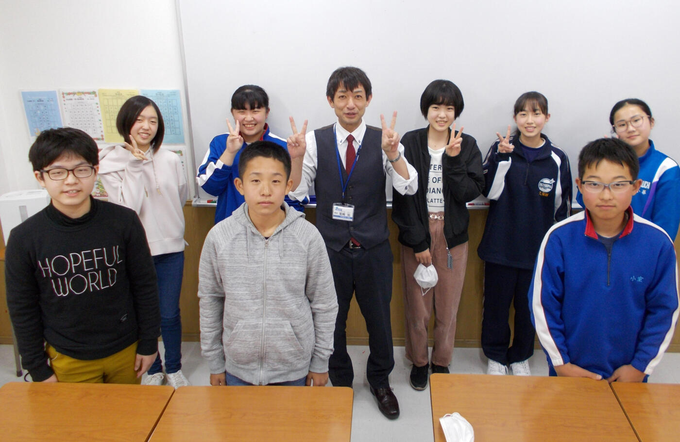 W早稲田ゼミ‗木崎校の生徒と教師