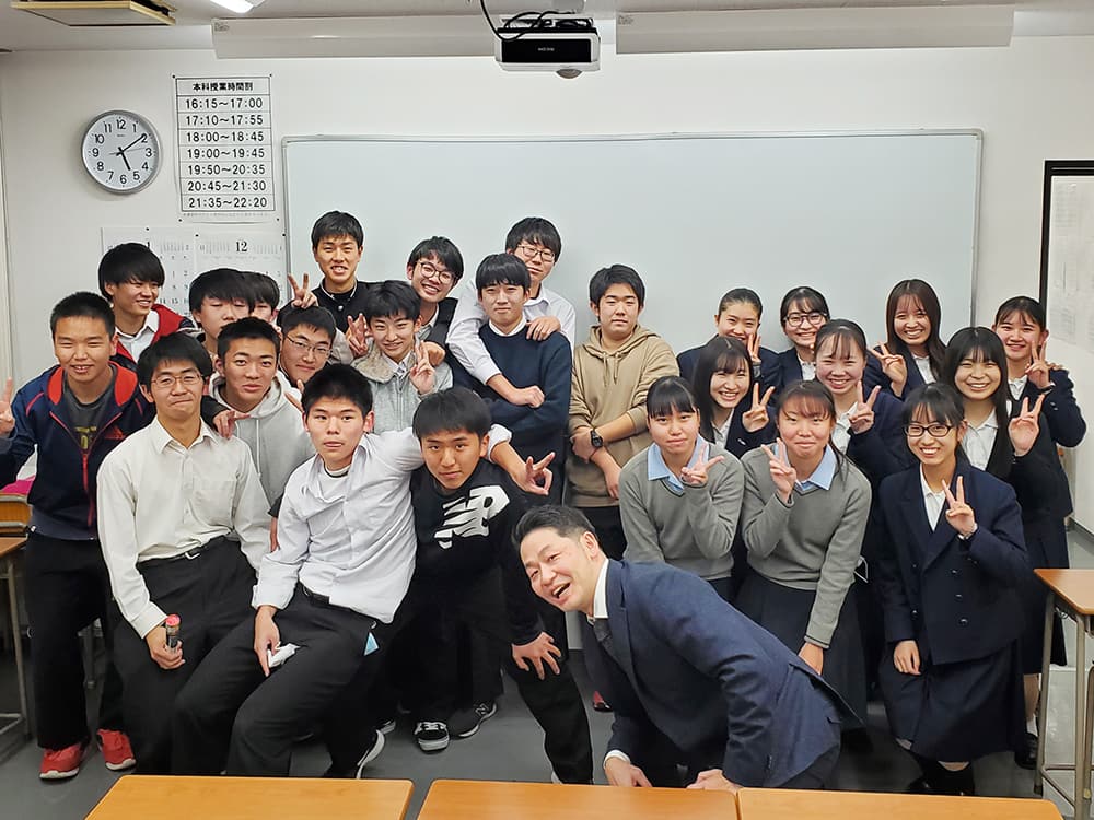 W早稲田ゼミ‗前橋中央ハイスクールの生徒と教師