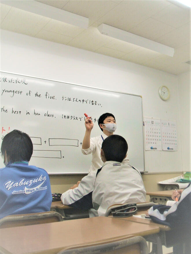 熱血指導する桐生校の英語の授業風景