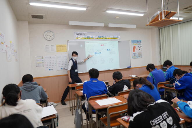 高崎校の中学生の授業風景