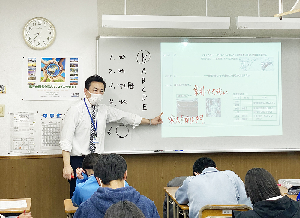 デジタル機器も活用したW早稲田ゼミの授業風景